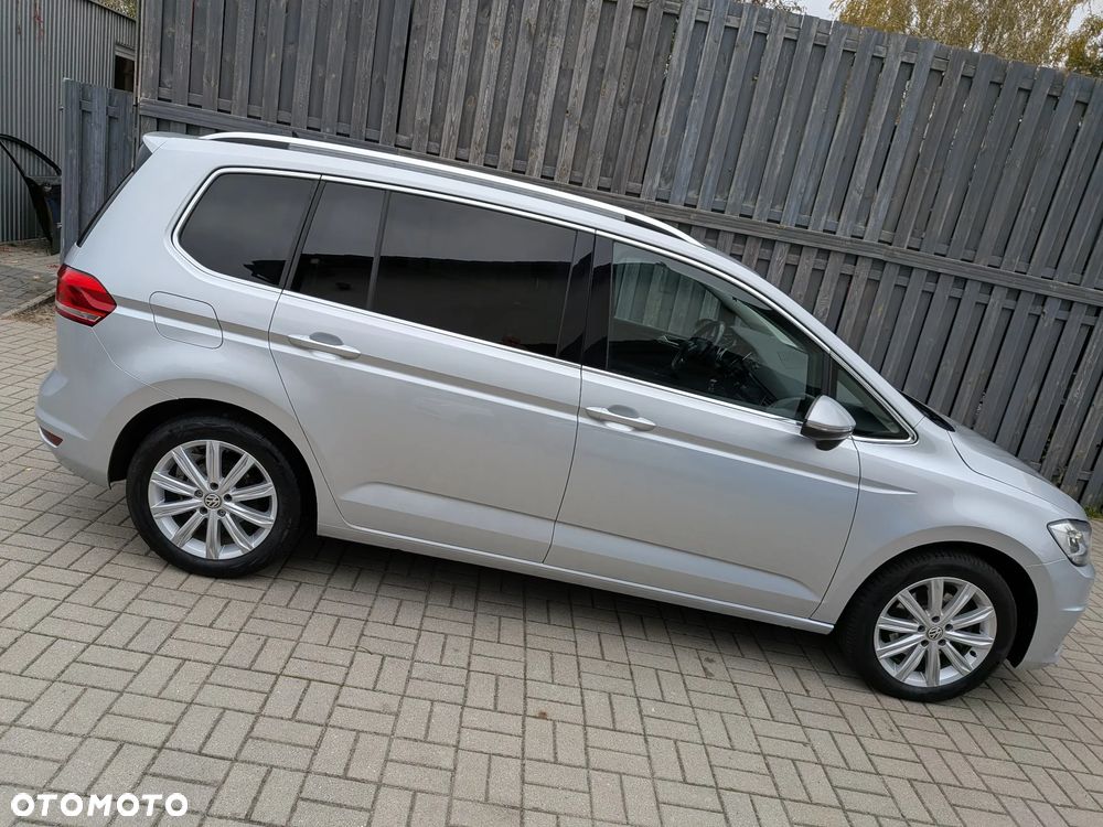 Volkswagen Touran - 5