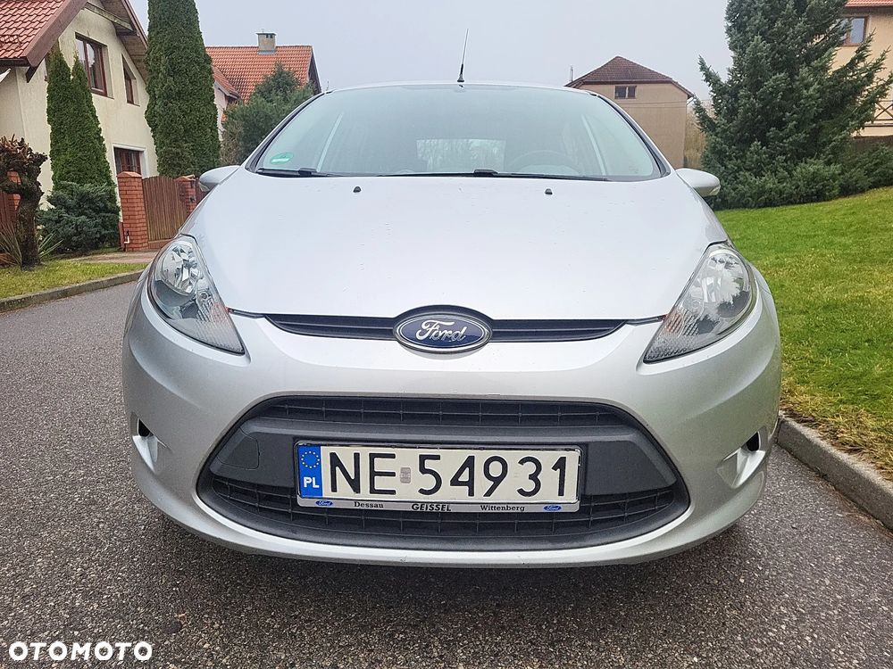 Ford Fiesta 1.25 Silver X (Ambiente) - 30