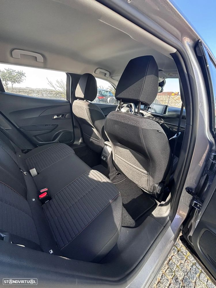 Peugeot e-2008 Active Pack - 14