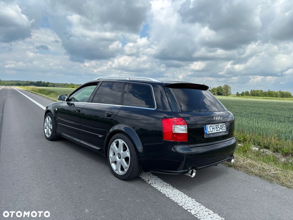 Audi A4 Avant - 4