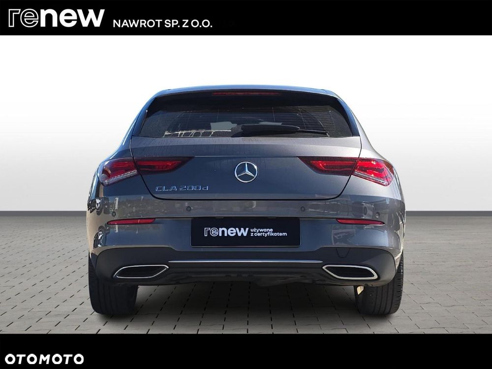 Mercedes-Benz CLA 200 d Progressive 8G-DCT - 4