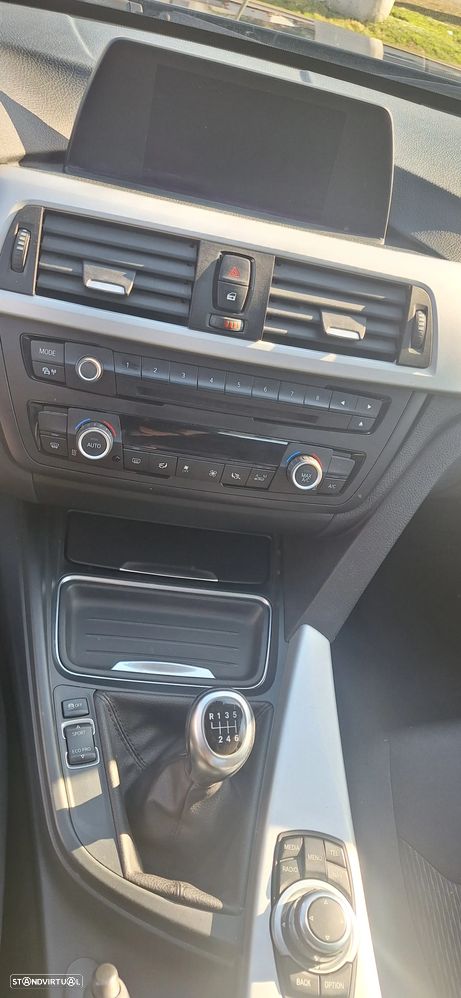 BMW 316 i Luxury Line - 8