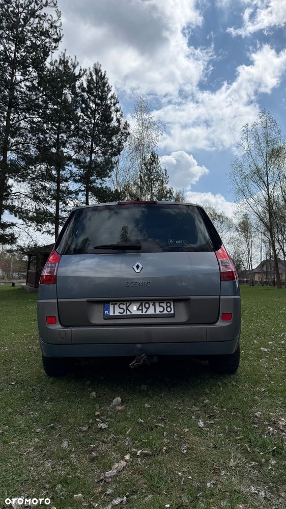 Renault Scenic 2.0T Luxe Privilege - 8