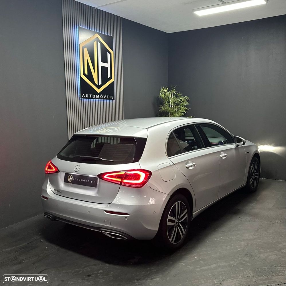 Mercedes-Benz A 250 e Style Plus - 4