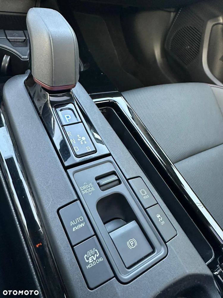 Toyota Prius - 13