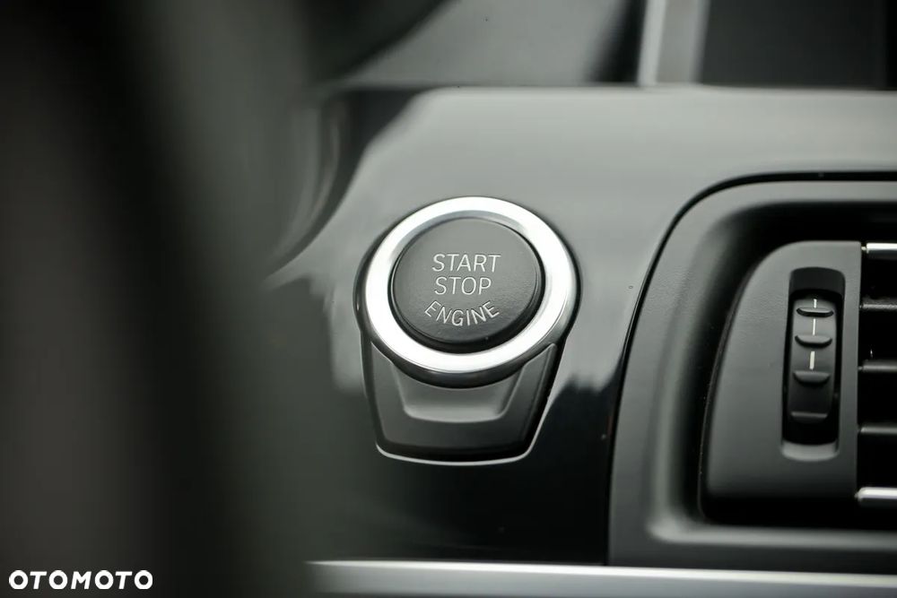 BMW Seria 6 650i xDrive - 36