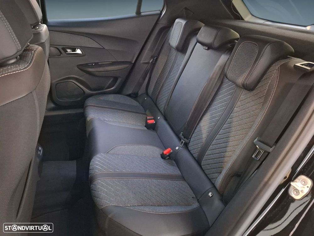 Peugeot 2008 1.2 PureTech Allure - 10