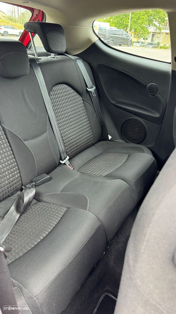 Alfa Romeo MiTo 1.6 JTD Distinctive - 24