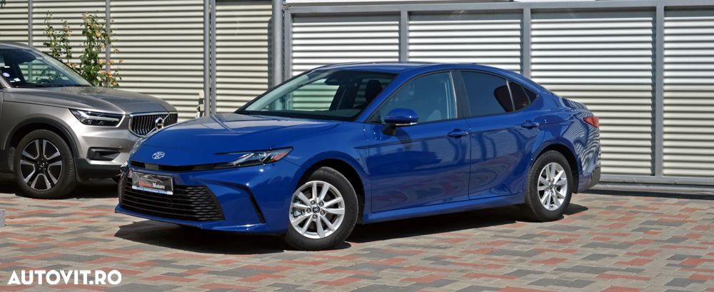 Toyota Camry Business Edition - 10
