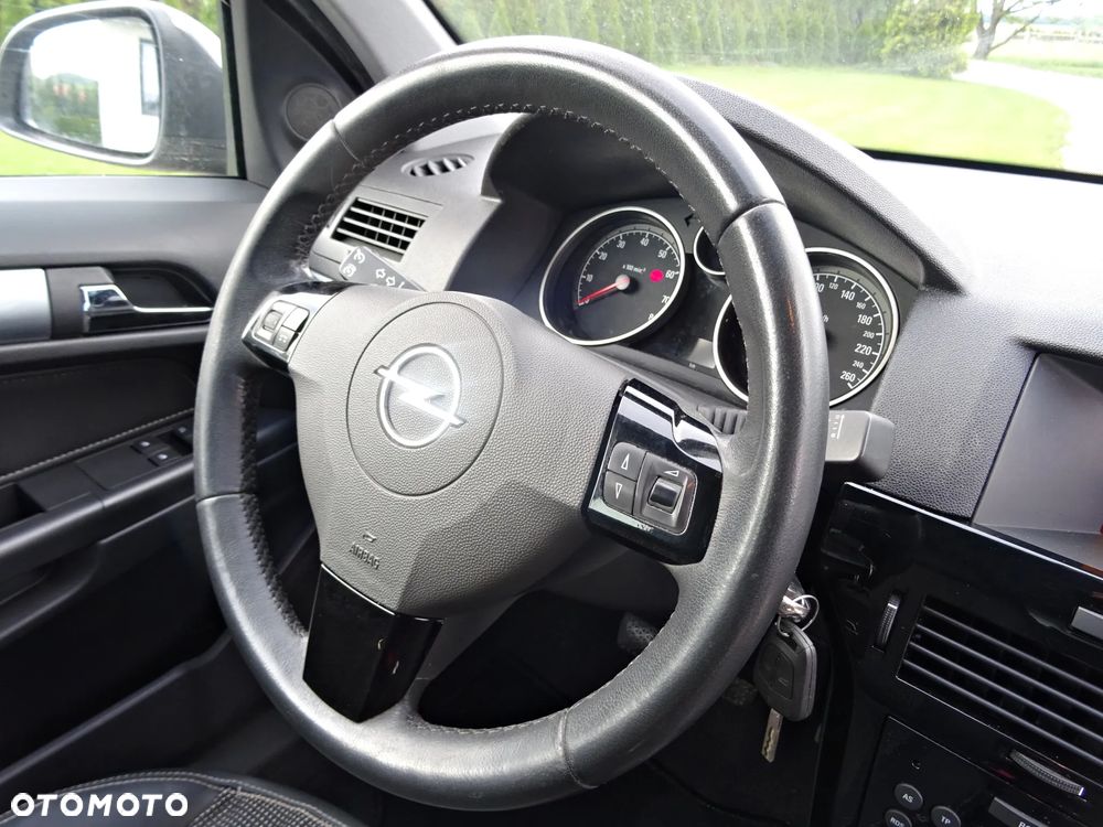 Opel Astra - 8