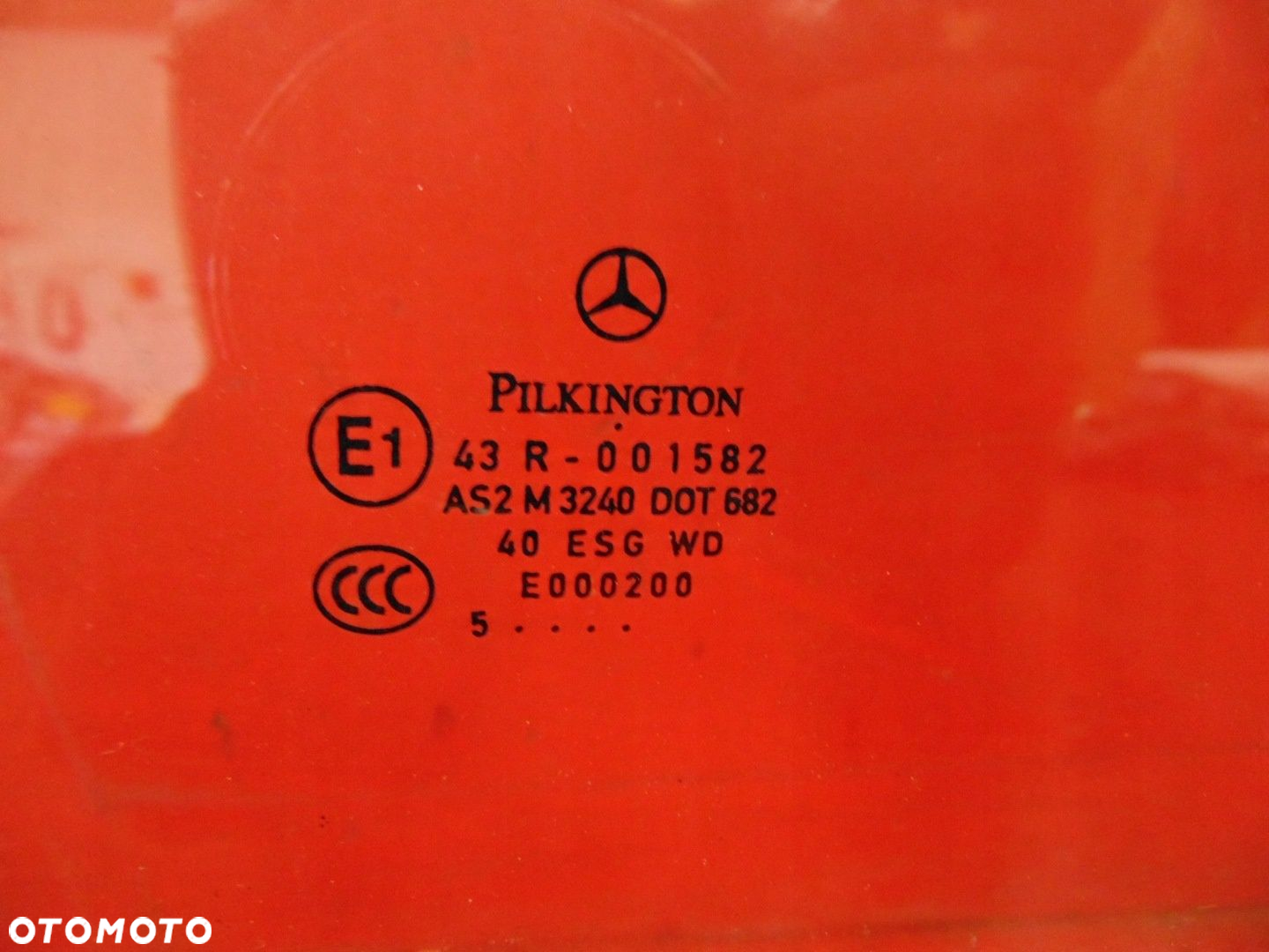 MERCEDES B-KLASA W245 SZYBA DRZWI PRAWA PRZÓD 05R - 2