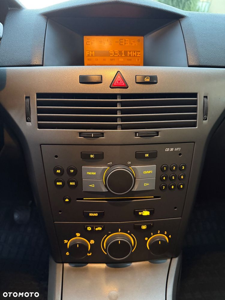 Opel Astra 1.4 NJoy - 6