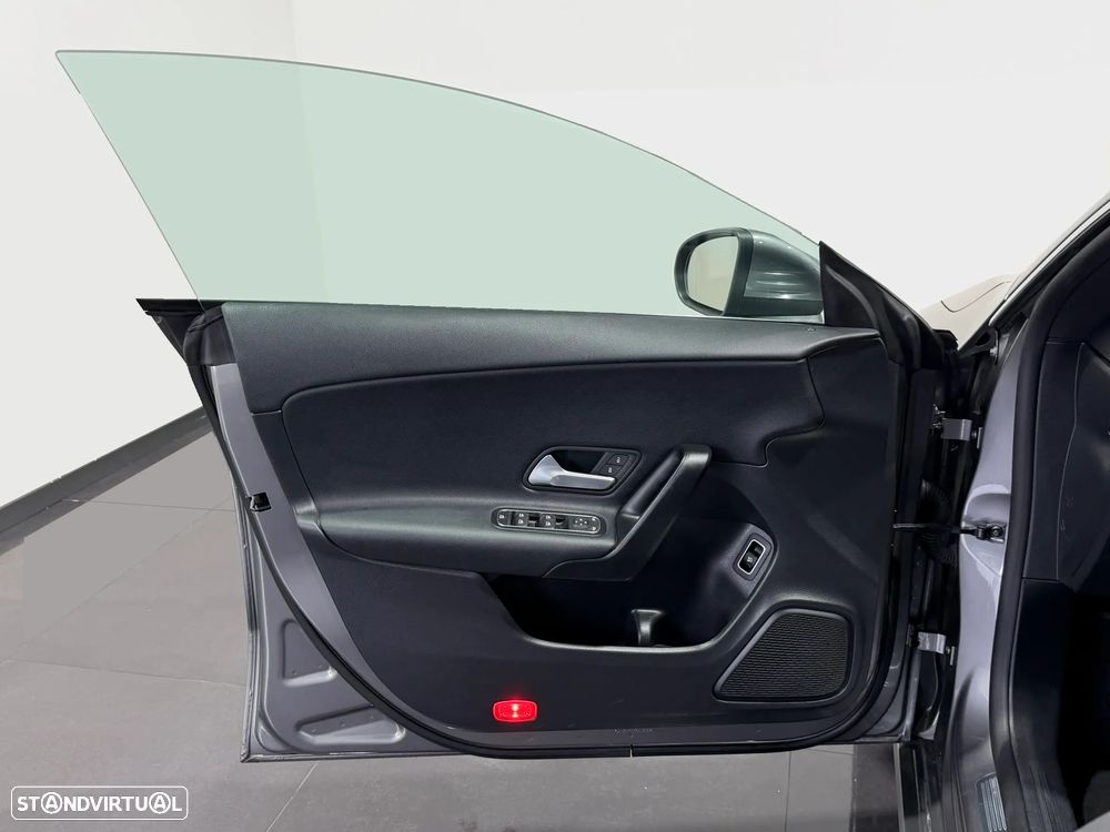 Mercedes-Benz CLA 200 d Shooting Brake Progressive Aut. - 17