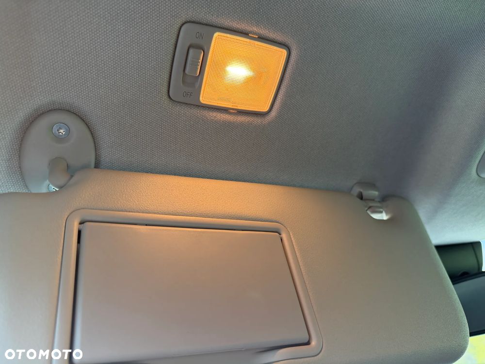 Toyota Auris 1.8 VVT-i Automatik Edition-S - 34