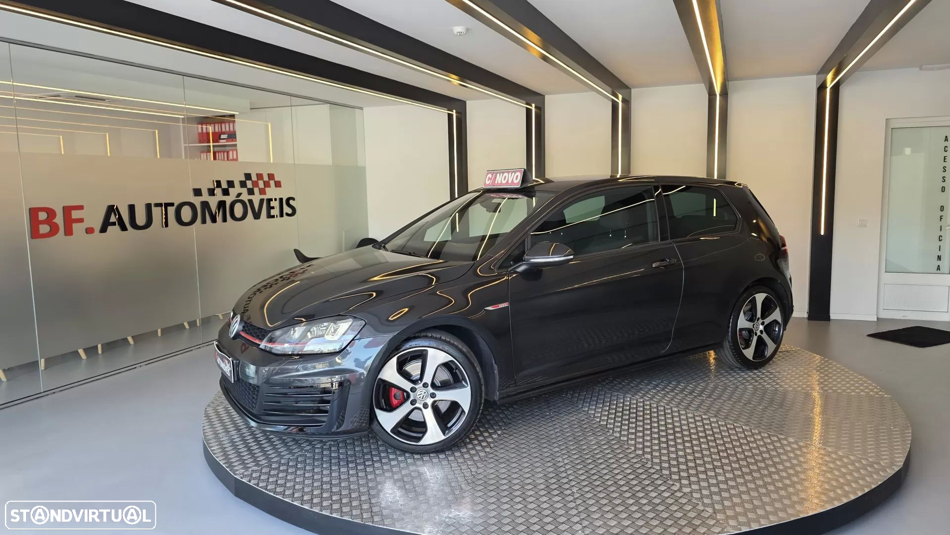 VW Golf 2.0 TSi GTi - 2