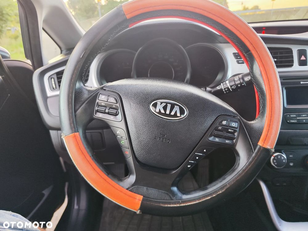 Kia Ceed 1.6 CRDi L - 14