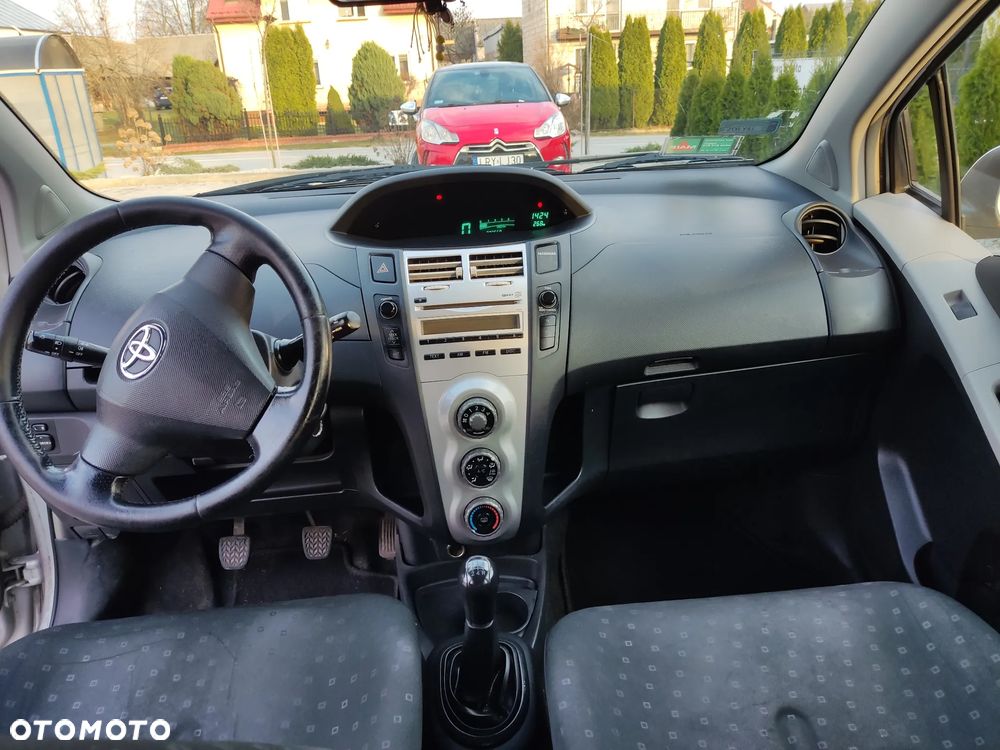 Toyota Yaris 1.4 D-4D Luna A/C - 3
