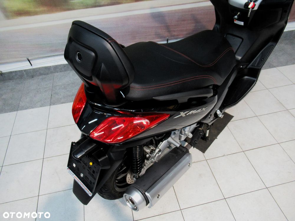Yamaha X-max - 23
