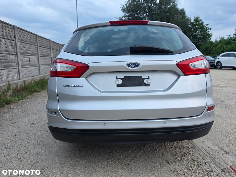 Ford Mondeo - 19