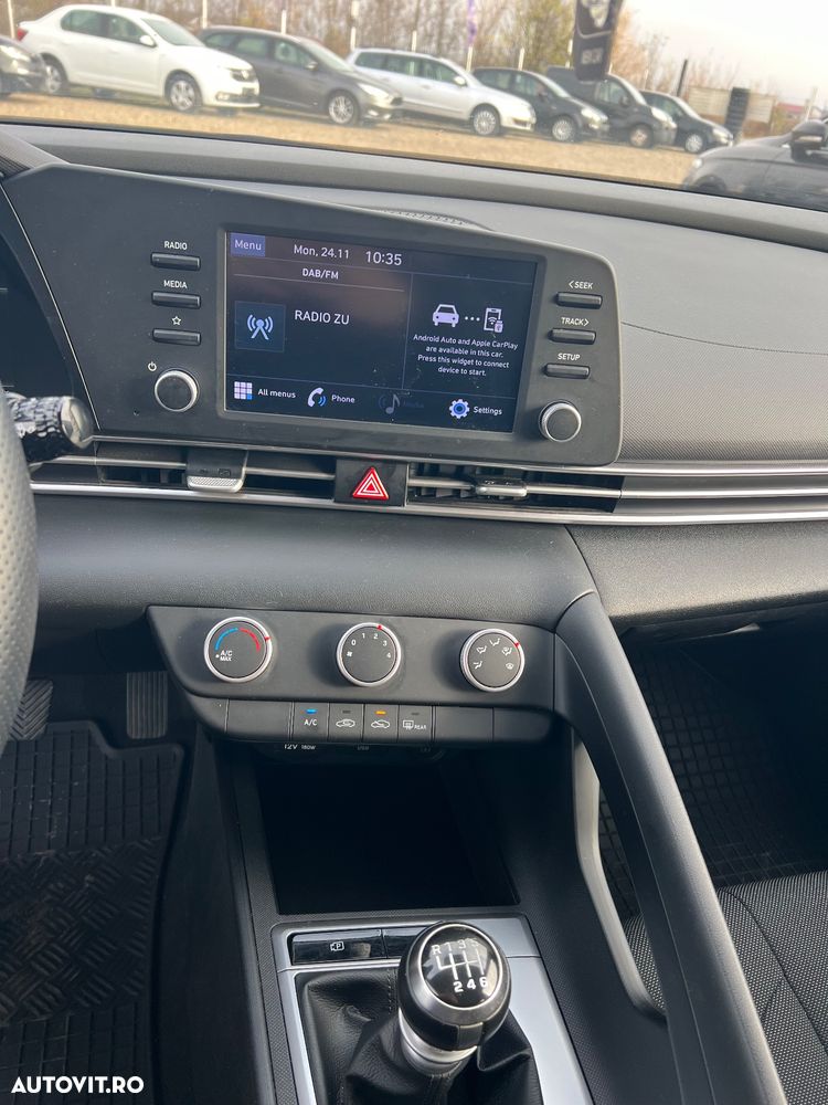 Hyundai Elantra 1.6 l 123 CP 6MT Classic - 8