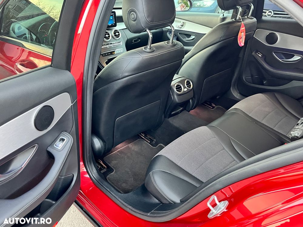 Mercedes-Benz C 300 Aut. - 11