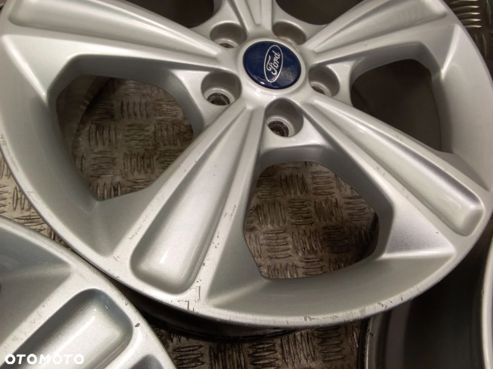 Felgi Ford Kuga Galaxy C-Max S-Max 7,5Jx17 et52,5 5x108 - 9