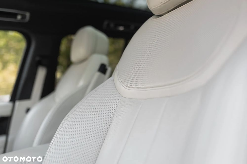 Land Rover Range Rover - 24