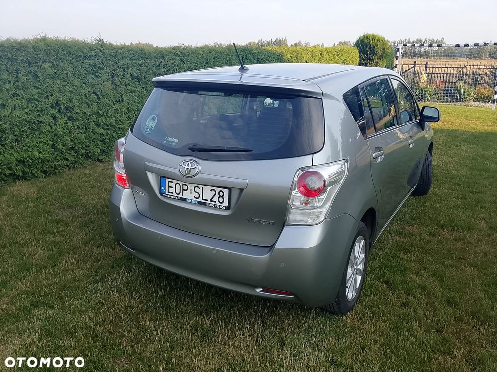 Toyota Verso 2.0 D-4D Sol plus 7os - 9