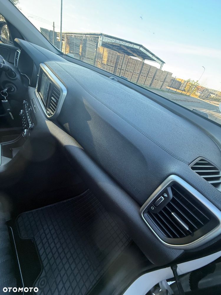 Kia Sportage 1.6 GDI L 2WD - 31