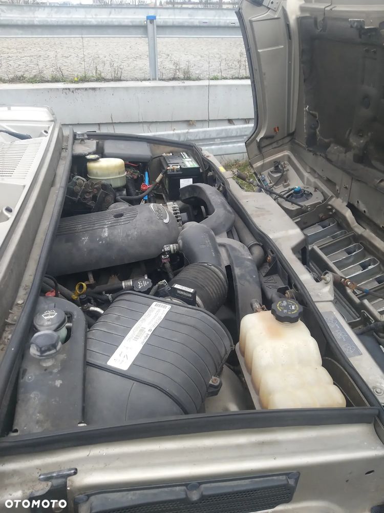 Hummer H2 6.0 V8 - 20