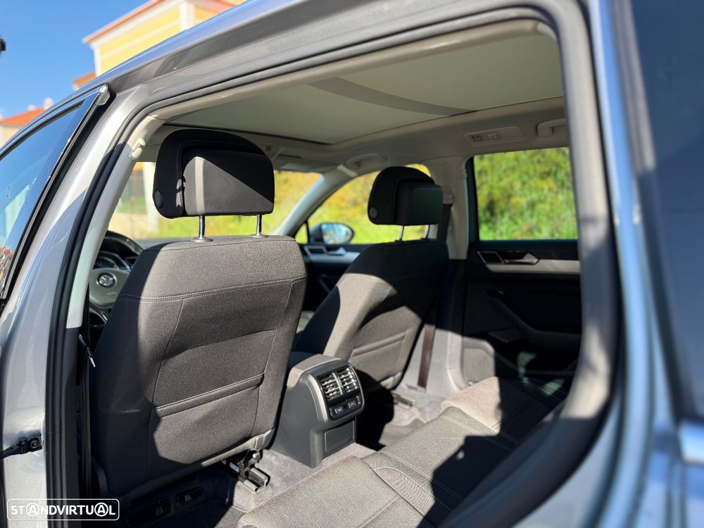 VW Passat Variant 1.6 TDI (BlueMotion ) Trendline - 9