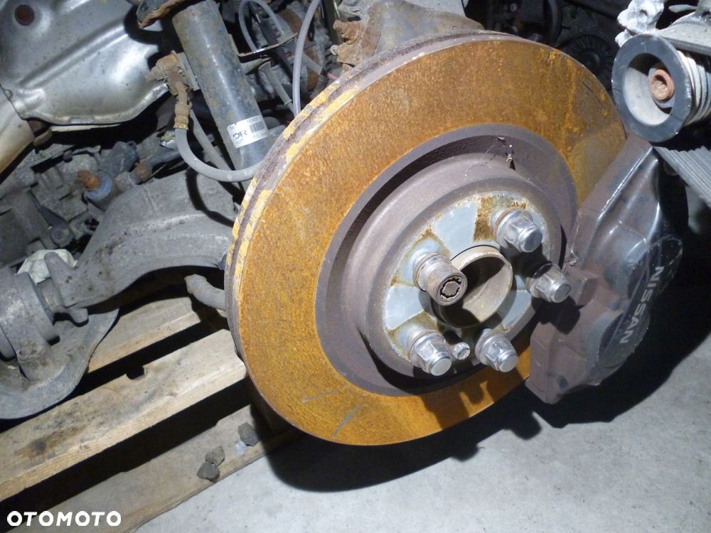 UKŁAD HAMULCOWY PRZÓD TARCZE ZACISKI NISSAN 370Z - 2