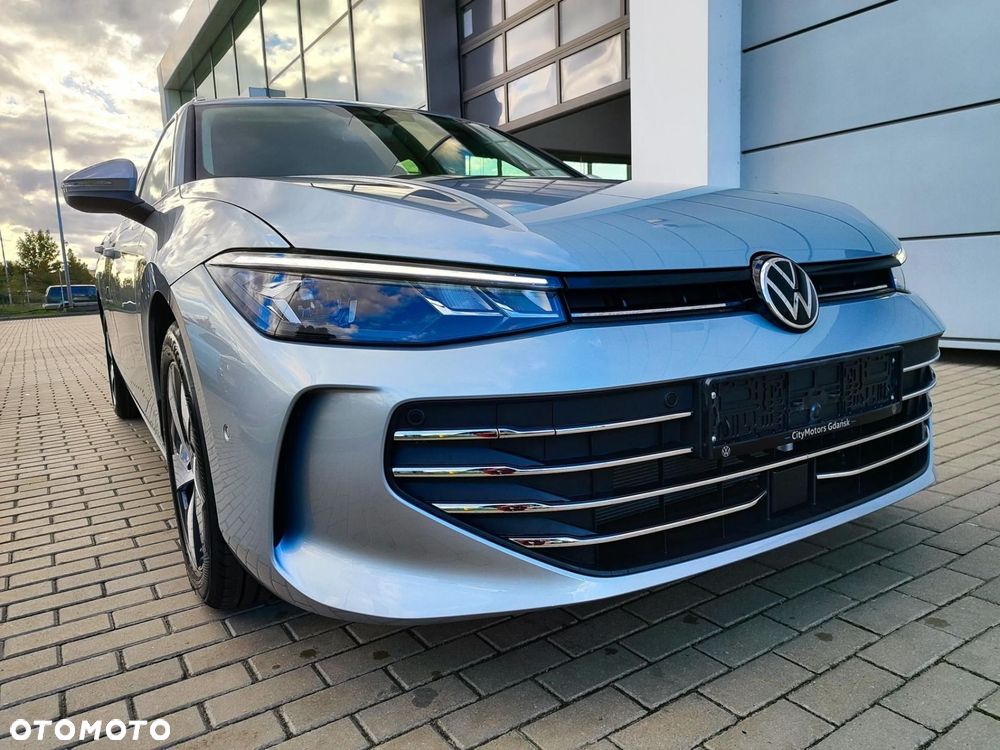Volkswagen Passat Variant - 9