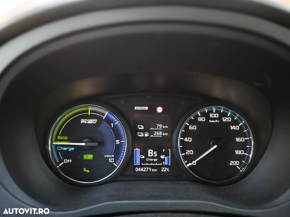 Mitsubishi Outlander 2.4 4WD Spirit+ - 3