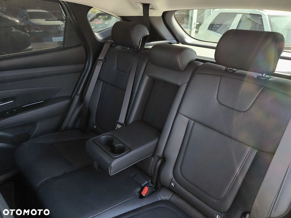 Hyundai Tucson 1.6 T-GDi Platinum 4WD DCT - 16
