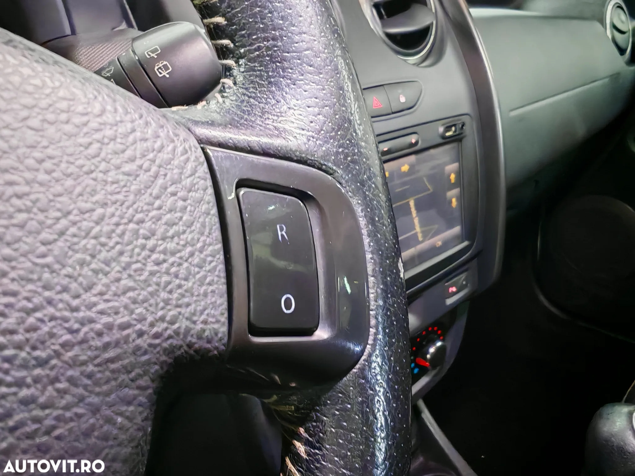 Dacia Duster 1.5 dCi 4x4 Prestige - 16