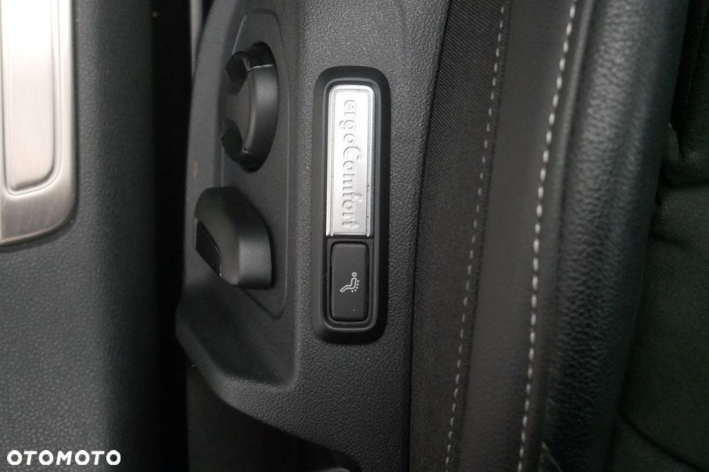 Volkswagen Arteon 2.0 TSI R-Line DSG - 32
