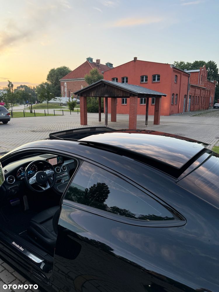 Mercedes-Benz Klasa C 300 9G-TRONIC AMG Line - 13