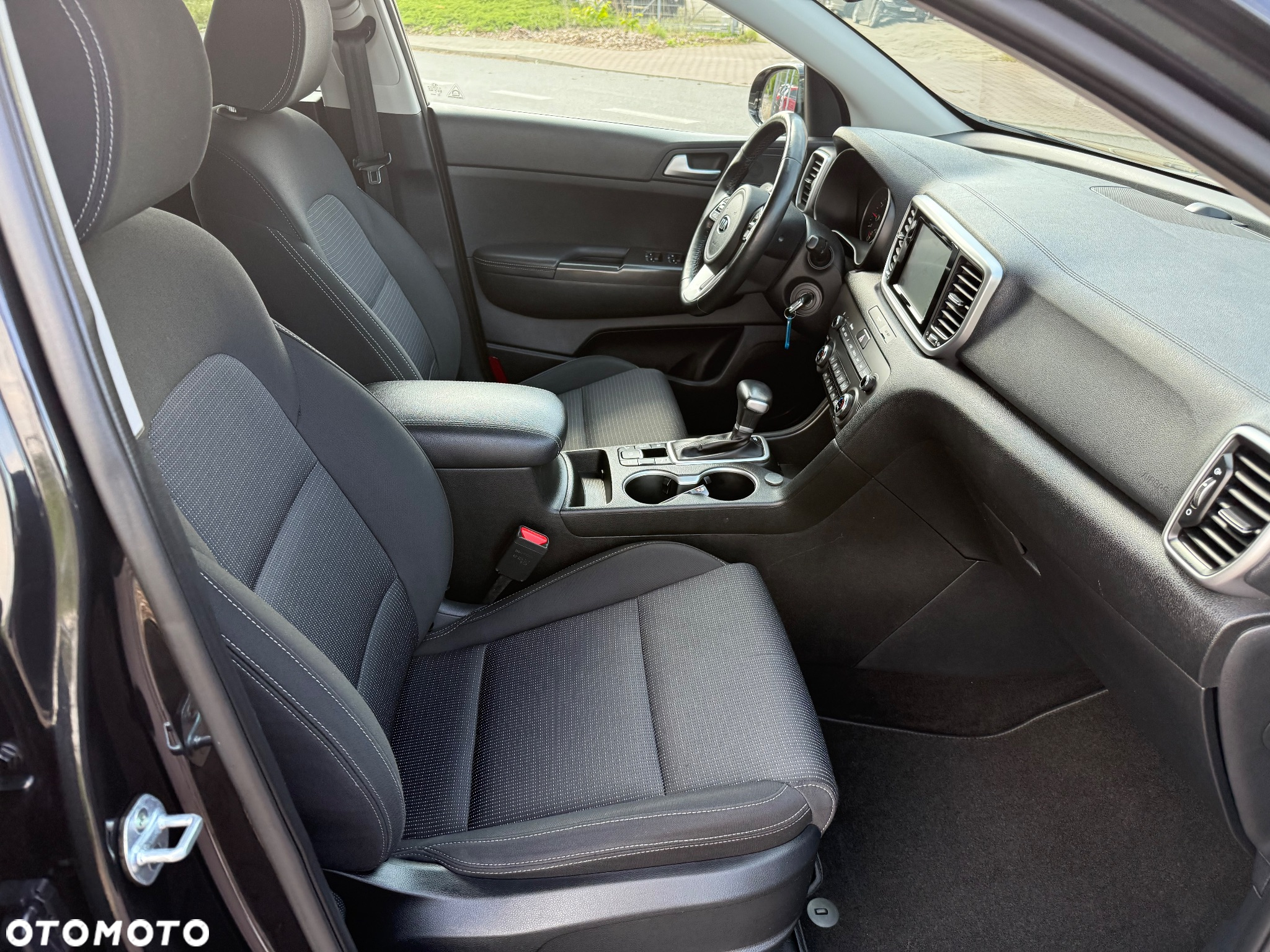 Kia Sportage 1.6 T-GDI Business Line 4WD DCT - 10