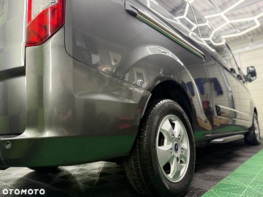 Ford Tourneo Custom 310 L2H1 VA Titanium - 28