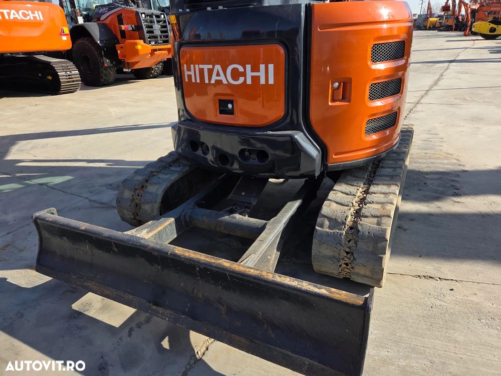 Hitachi 5,1tone, 2023/12, 2.229h, ZX48U-6, Adanc sapare 4m, CUPLA RAPIDA HIDRAULICA+3 CUPE, LAMA NIVELARE, Aer conditionat, inst picon pe brate, latime 2m, incarcarca 8x4, Antifurt, posibil leasing 4 ani, PROMOTIE 37900 EUR+Tva - 15