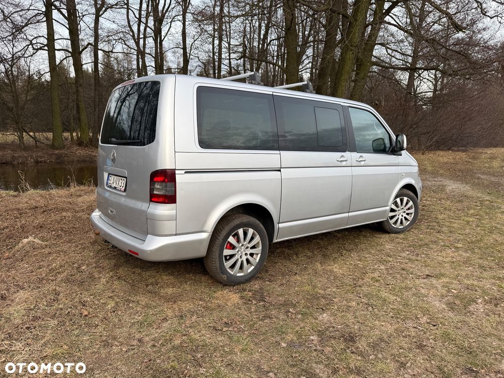 Volkswagen Multivan - 26