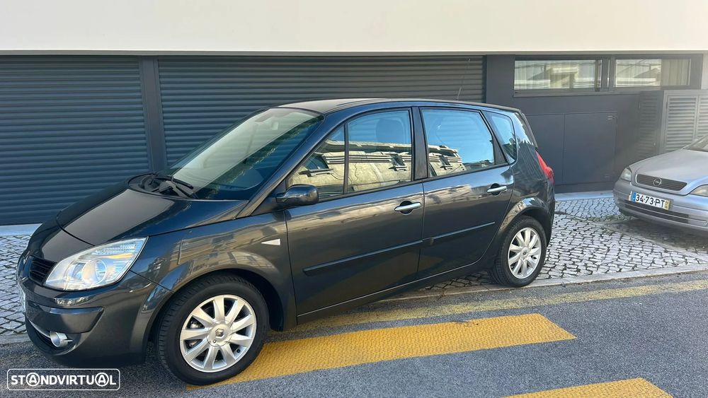 Renault Scénic 1.5 dCi Dynamique S - 2