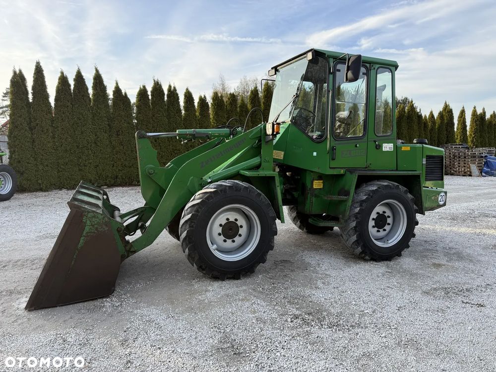 Zettelmeyer ZL 802 / ORYGINAŁ / NIE MALOWANA / PIĘKNIE UTRZYMANA / SILNA I SZYBKA / ZADBANA / SPROWADZONA Z NIEMIEC / SILNIK DEUTZ / 602 702 407 408 410 60 70 80 M - 9