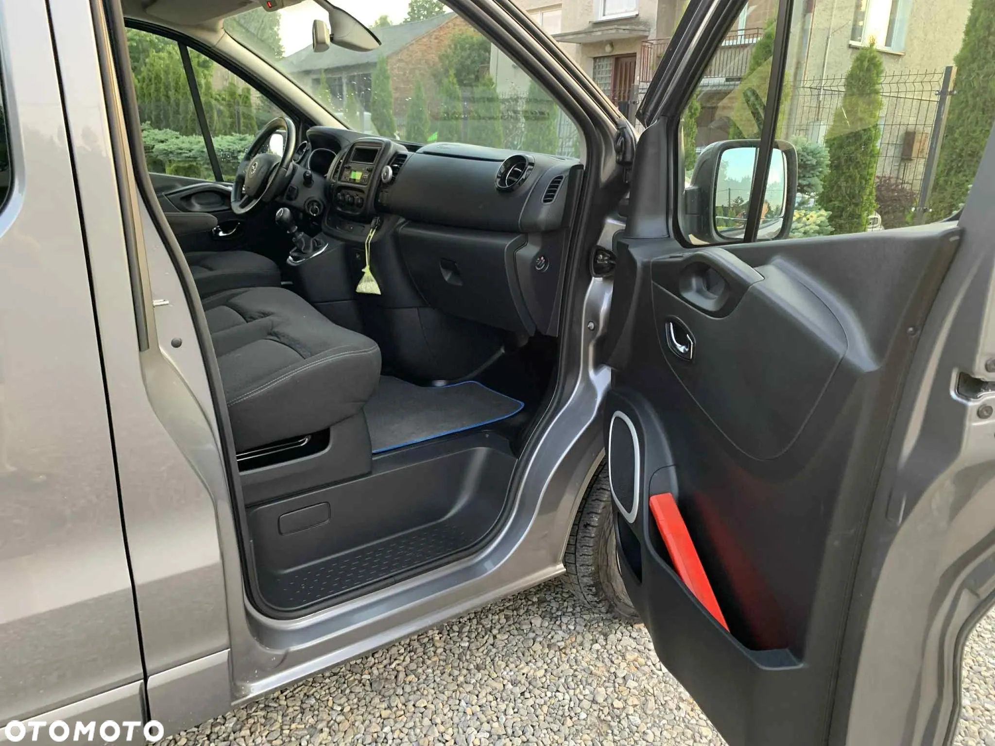 Opel Vivaro - 29