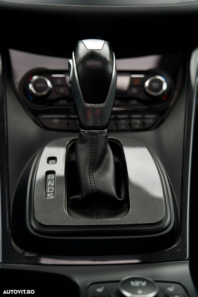 Ford Kuga 2.0 TDCi 4WD Powershift Individual - 14