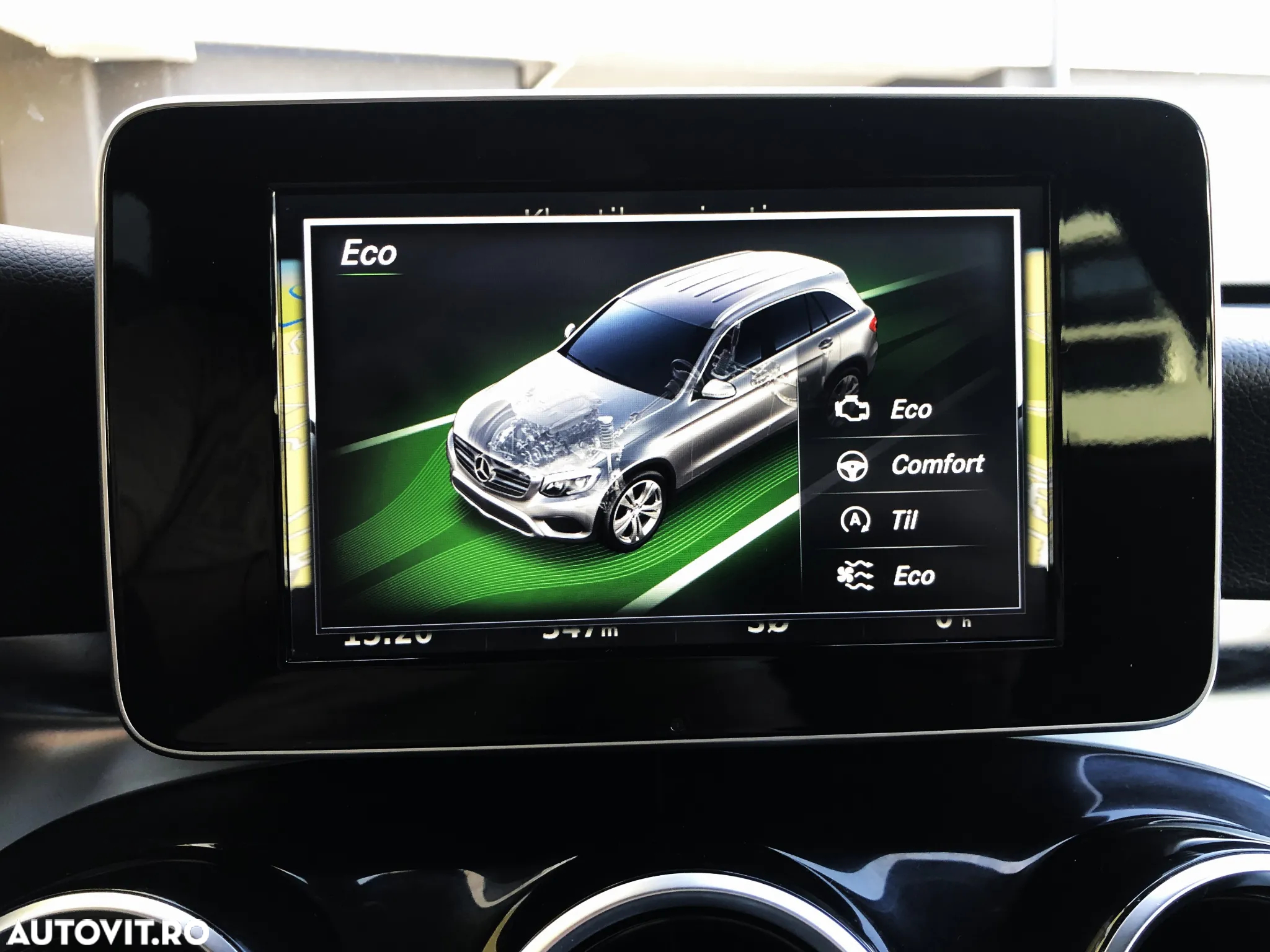 Mercedes-Benz GLC 220 d 4Matic 9G-TRONIC - 27