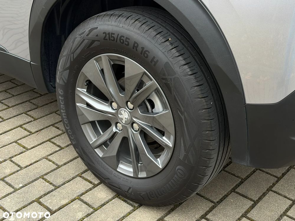 Peugeot 2008 PureTech 130 EAT8 Active - 6