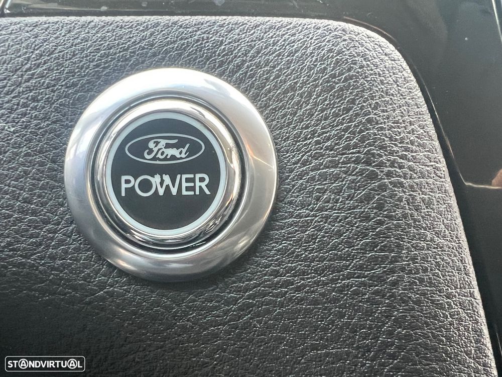 Ford S-Max 2.0 TDCi Titanium 7L - 23