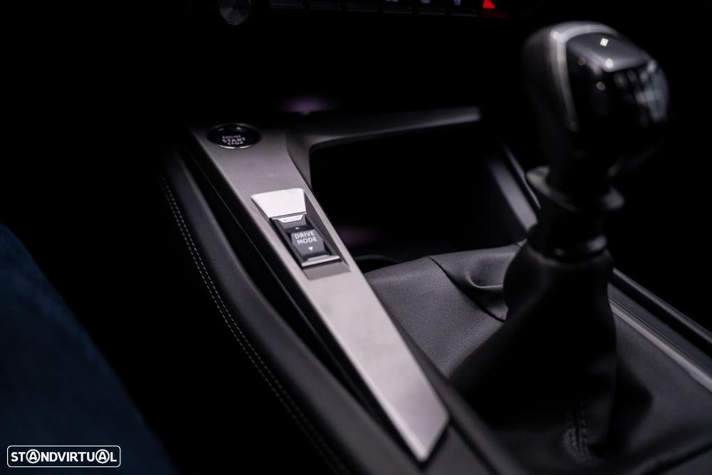 Peugeot 308 1.2 PureTech Allure - 25